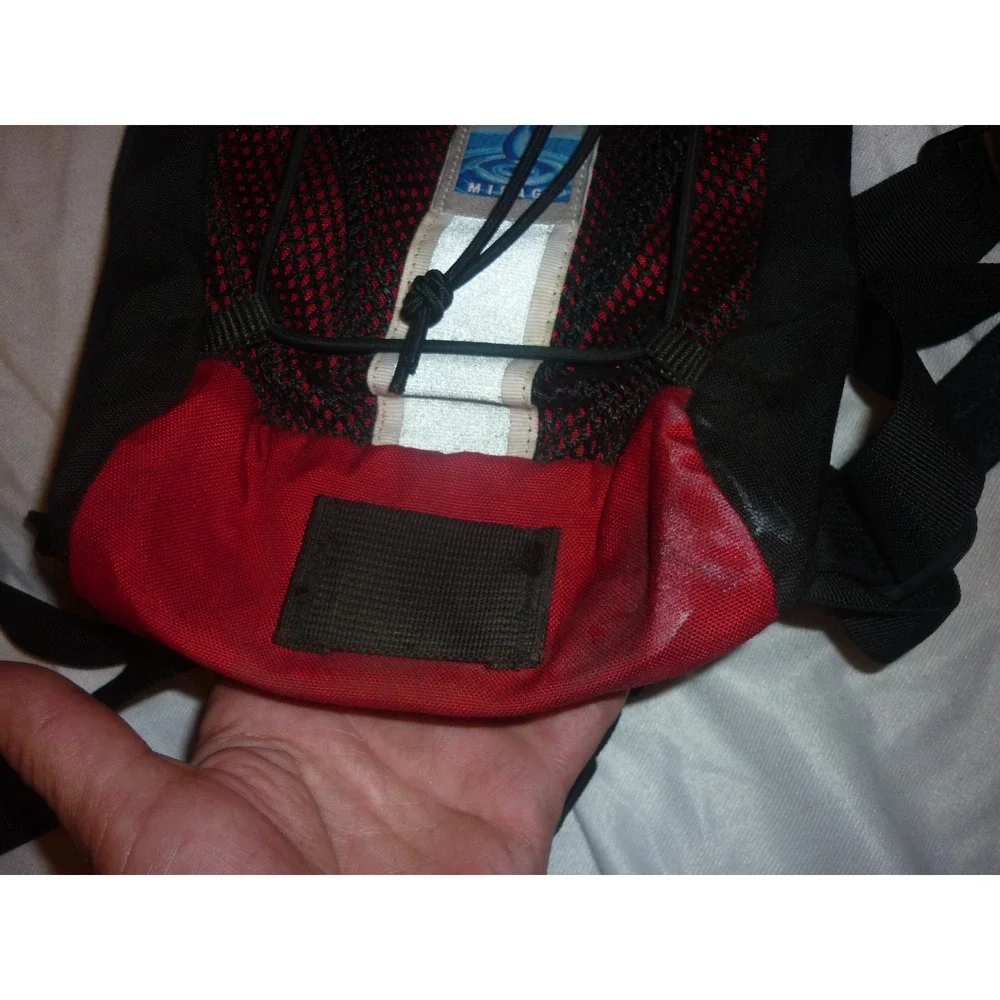 Gregory‎ Mirage Hydration Pack Red Black Hiking Running Backpack Small Slim